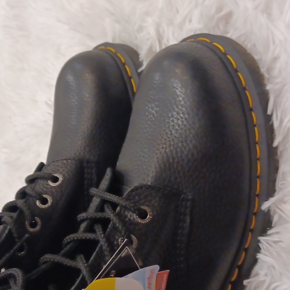 Dr. Martens Safety Toe Heavy Industrial Slip Resistant Boots Shoes Black Pebbled - Picture 12 of 15